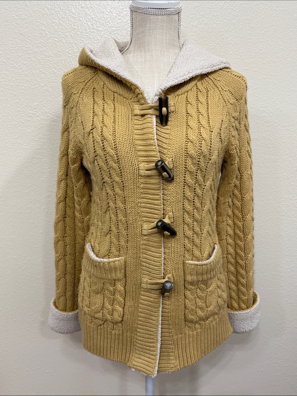 Cabela's Cable Knit Fishermans Hooded Toggle Sweater Mustard Yellow Size SP